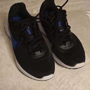 Nike Black and Blue Sneakers Running